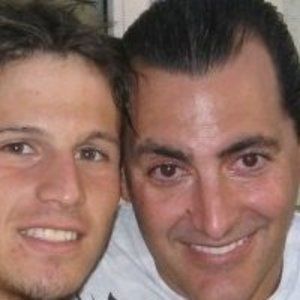 Meet your Posher, Carlos